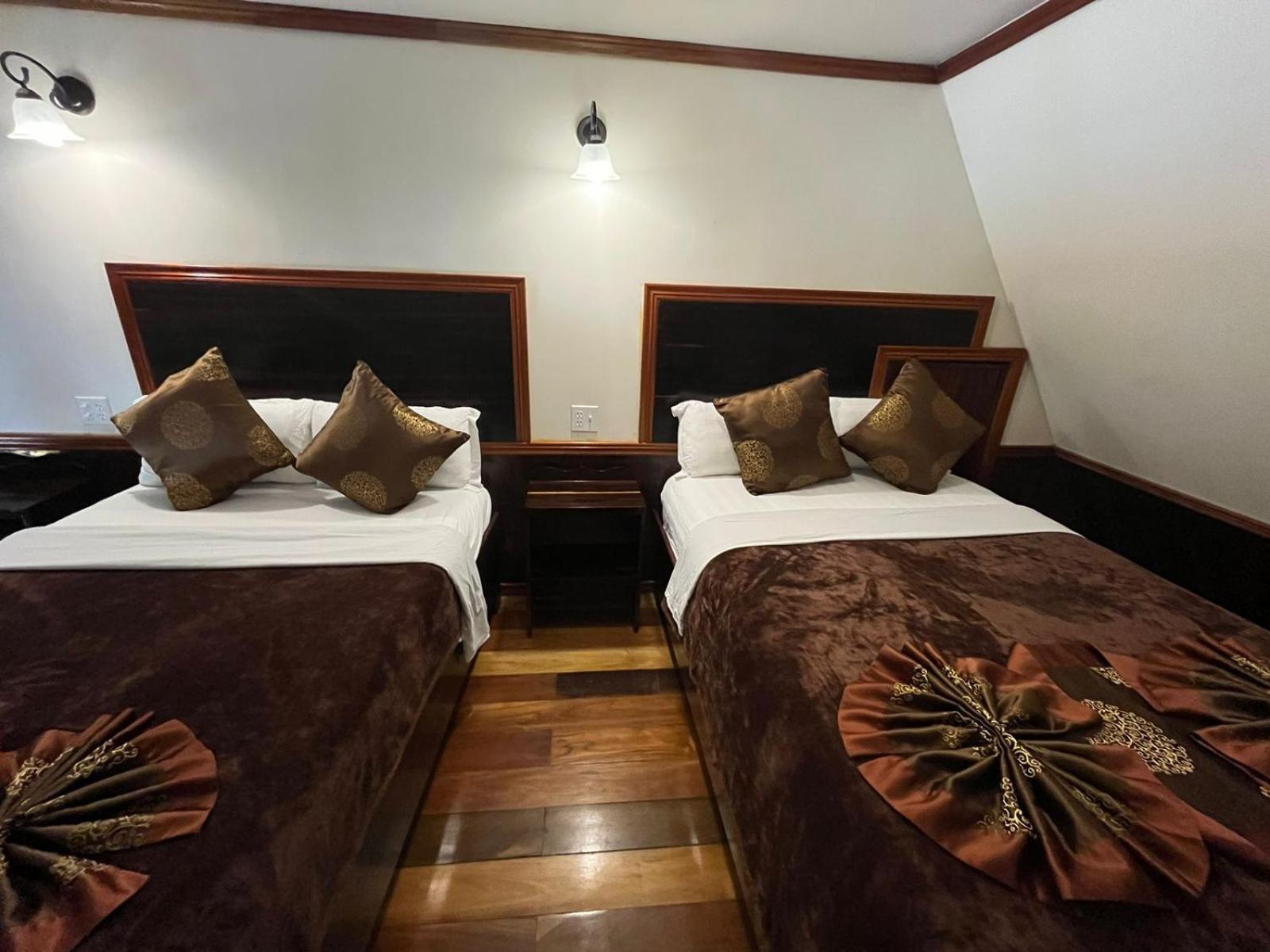 Captain Morgan'S Retreat San Pedro  Ngoại thất bức ảnh