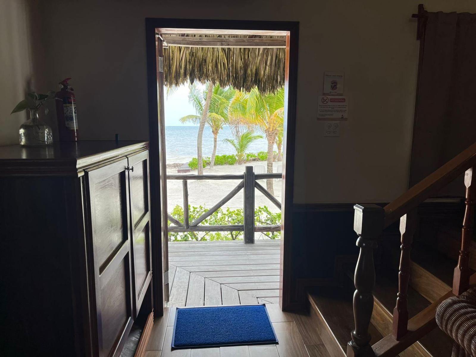 Captain Morgan'S Retreat San Pedro  Ngoại thất bức ảnh
