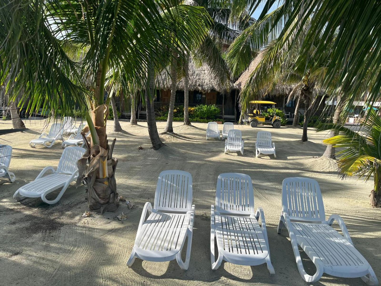 Captain Morgan'S Retreat San Pedro  Ngoại thất bức ảnh